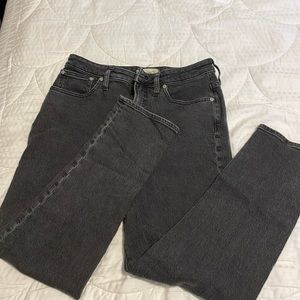 Size 29 curvy perfect vintage.